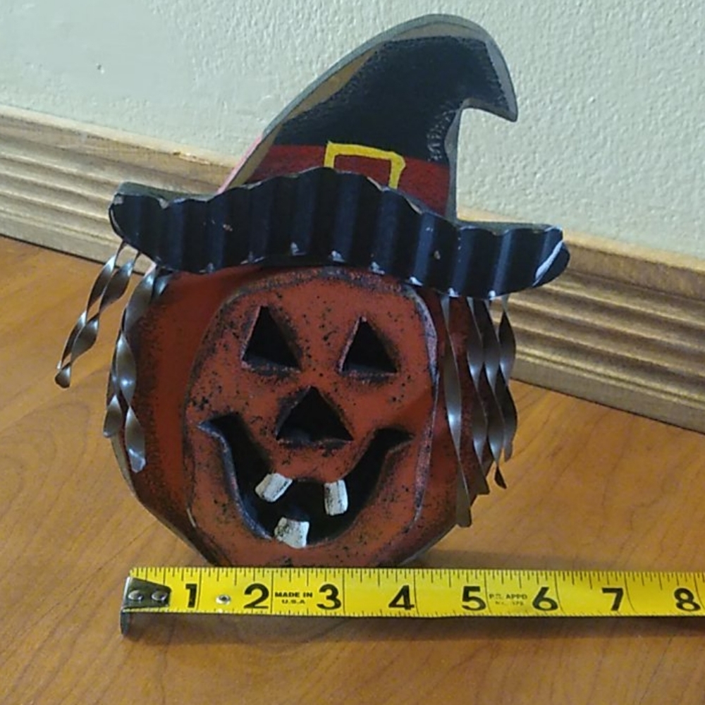 Halloween Decor - Picture 4 of 6